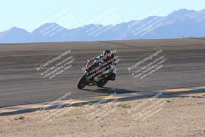 media/Dec-06-2024-CVMA Friday Practice (Fri) [[e1d1c5d4fc]]/4-Group 4 and Trackday/Session 5 (Bowl)/